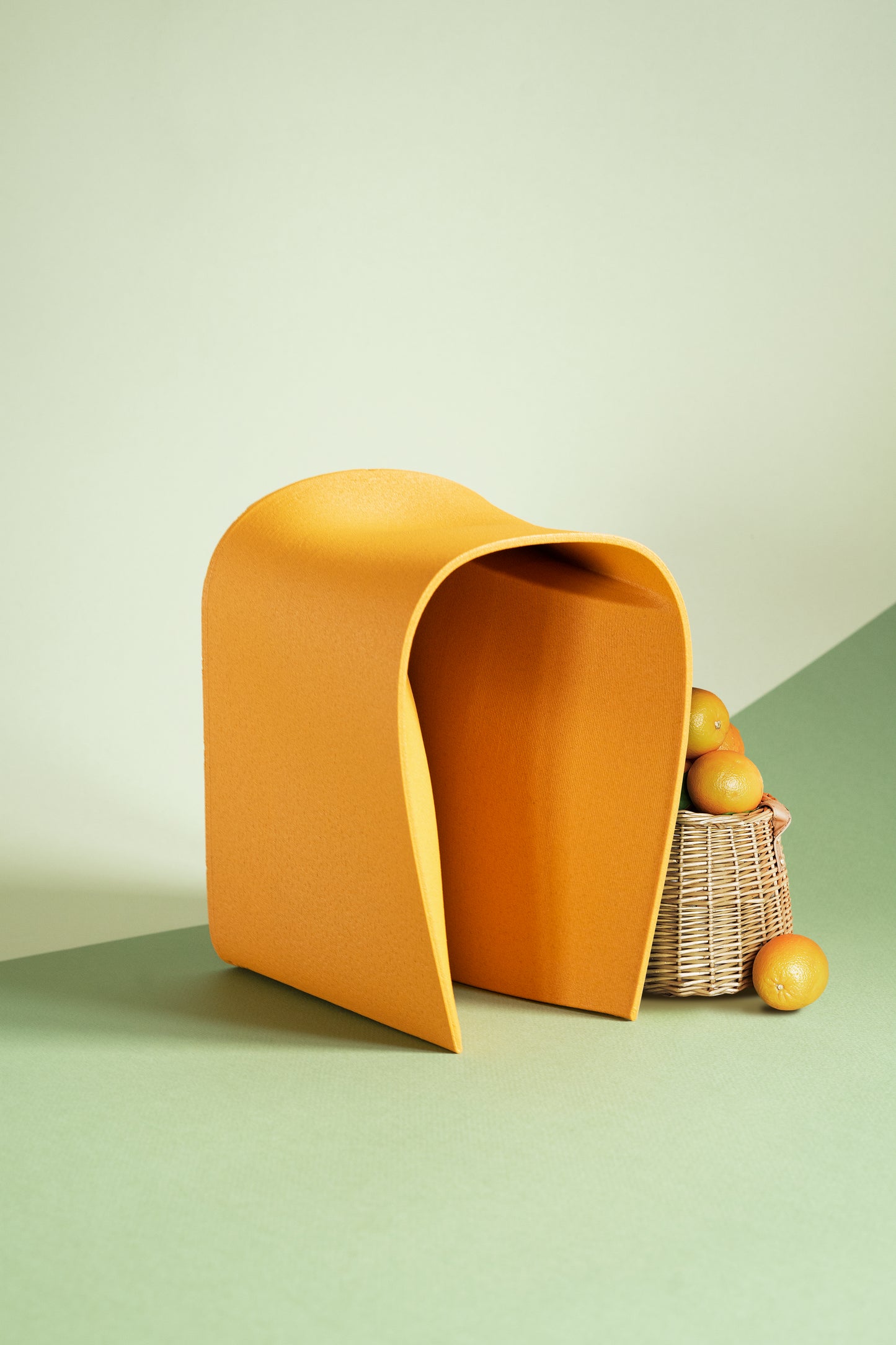 I AM a Stool